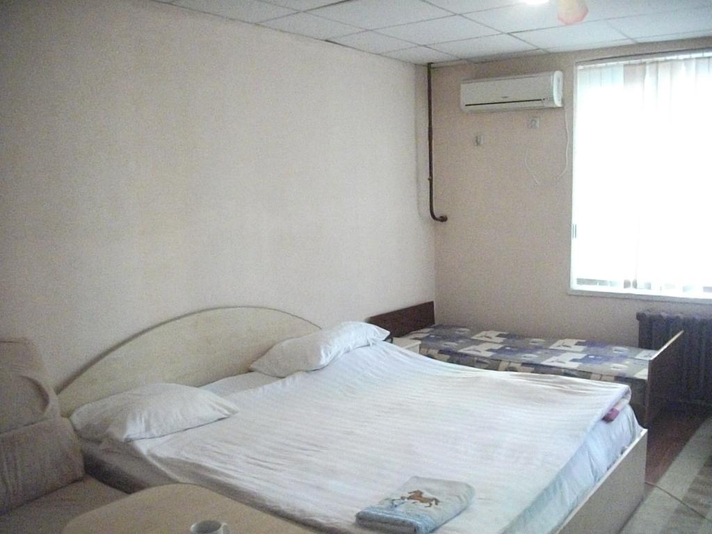 B&B Aktau Не Отель Room photo